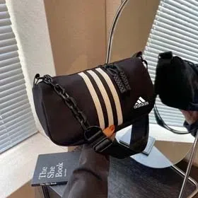 adidas（2 CP）-0689  