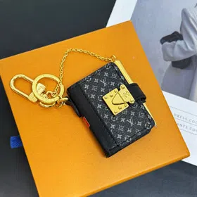 Louis Vuitton LV Mini Notebook Keychain-3521  