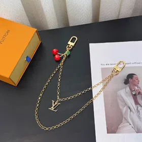 Louis Vuitton LV cherry letter bag chain bag decoration-3622  