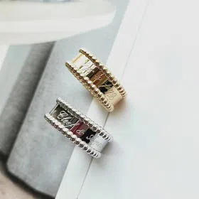 Van Cleef & Arpels Signature Ring -3697  