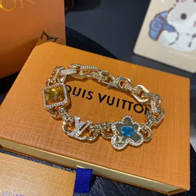 Louis Vuitton LV chain and engraved letters daisy bracelet-4066  
