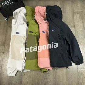 Patagonia lightweight hooded sun protection hiking jacket-5880  